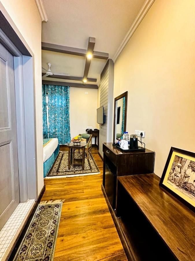 Srinagar Group Of Hotels 外观 照片